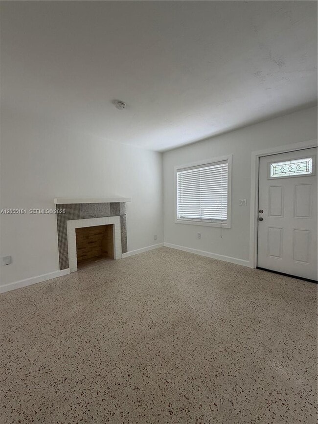 Building Photo - 6410 SW 63rd Ct