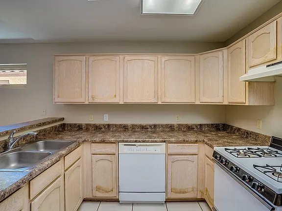 Foto del edificio - 4512 E Grove Ave