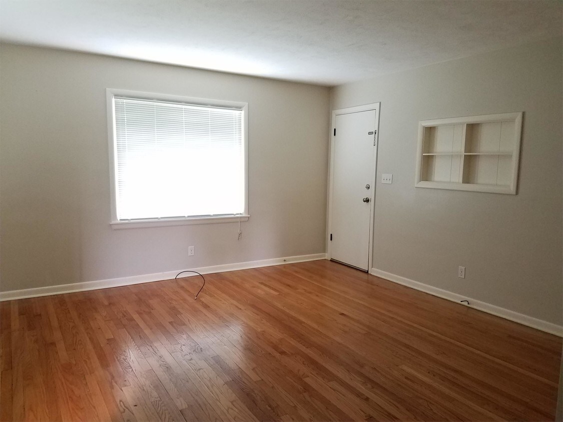 Foto del edificio - 2608 Canterbury Ln