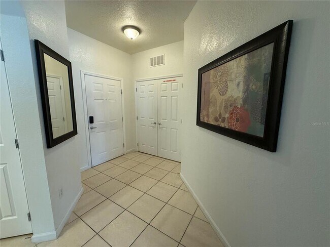 Foto del edificio - 4114 Breakview Dr