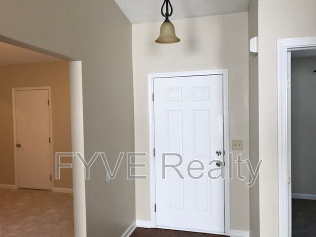 Foto del edificio - 129 Lofton Cir