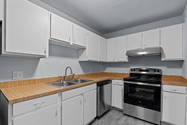 Foto del edificio - 3630 Ranch Rd