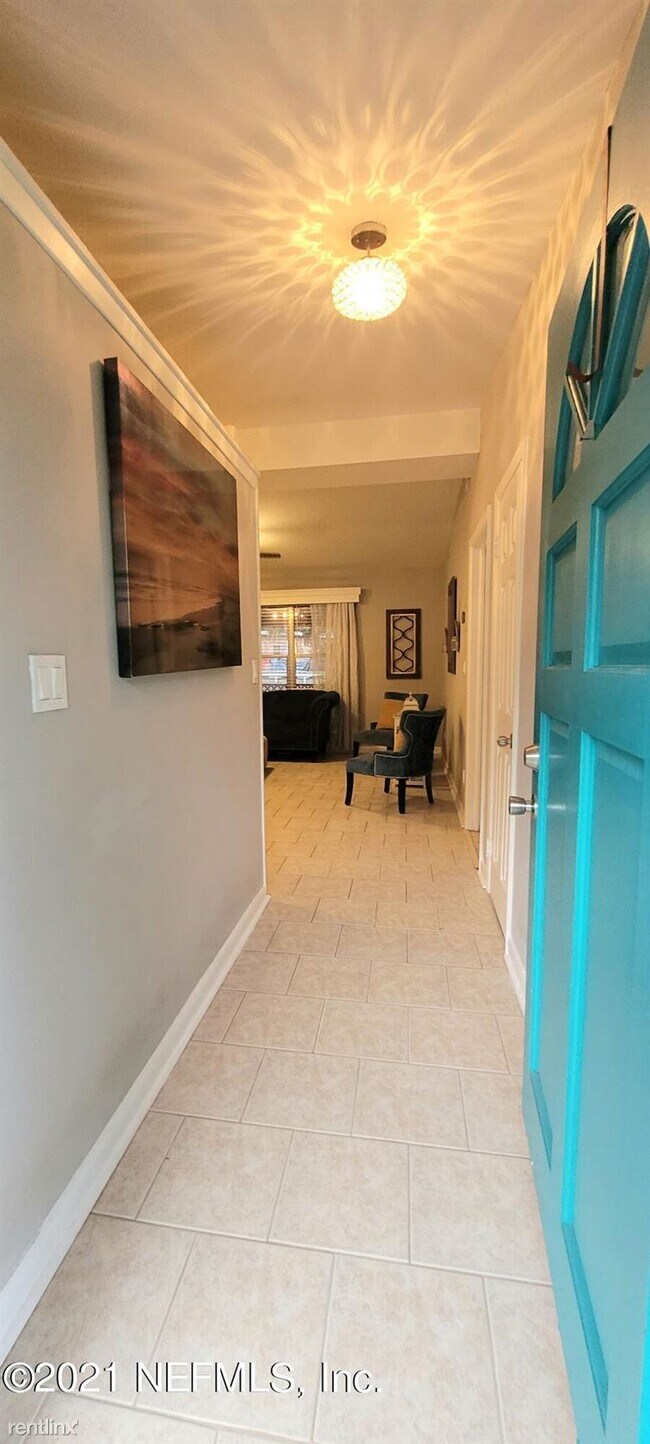 Building Photo - 4 br, 2 bath House - 2523 Arlex Dr E