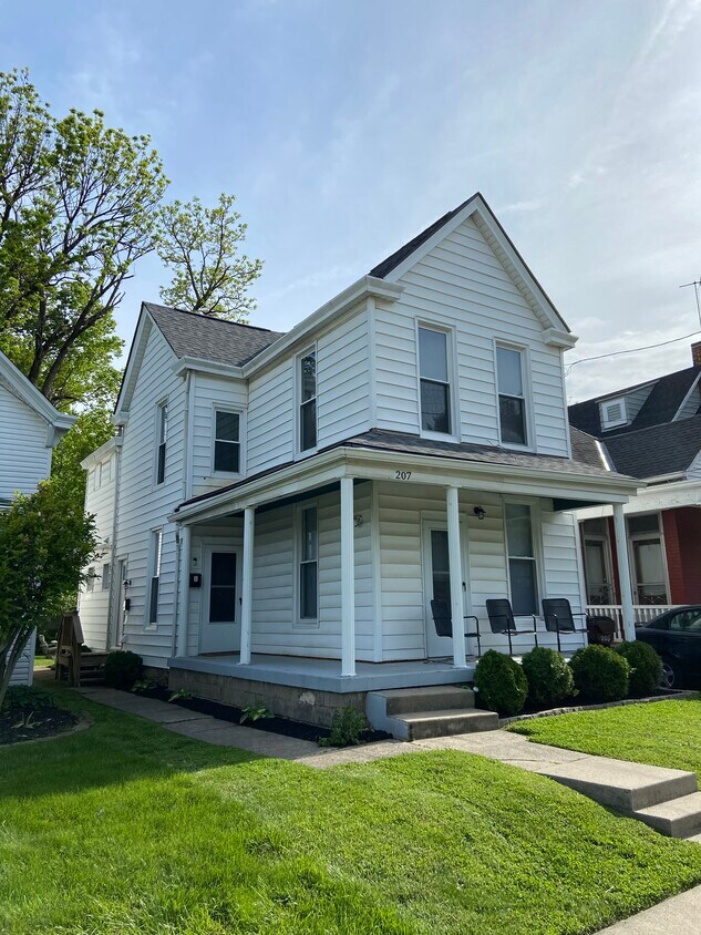 207 E Southern Ave Unit 2, Covington, KY 41015 Apartments at 207 E