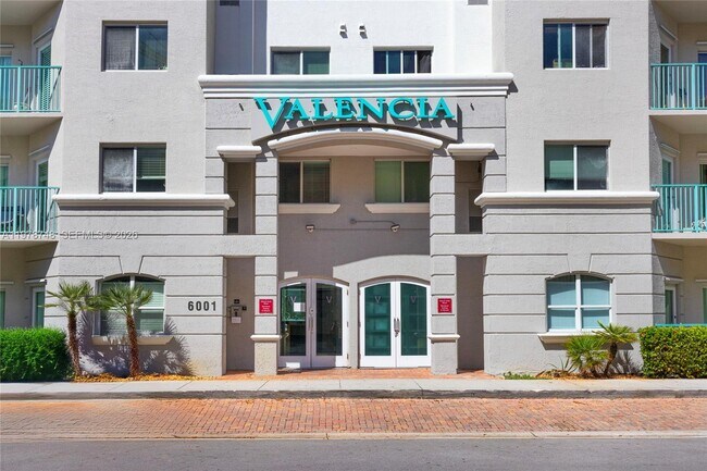 Foto del edificio - 6001 SW 70th St