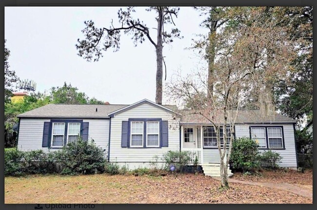 4B/2.5B Home + Flex Room – One Block from... - 4B/2.5B Home + Flex Room –  One Block from...