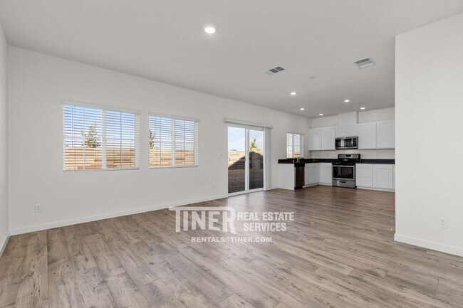Foto del edificio - 4160 Trailblazer Loop