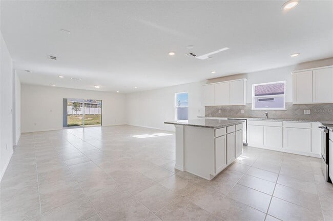 Building Photo - 9670 Summer Cay Cir