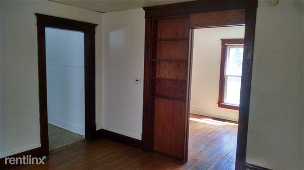 Building Photo - 222 Smith Ave