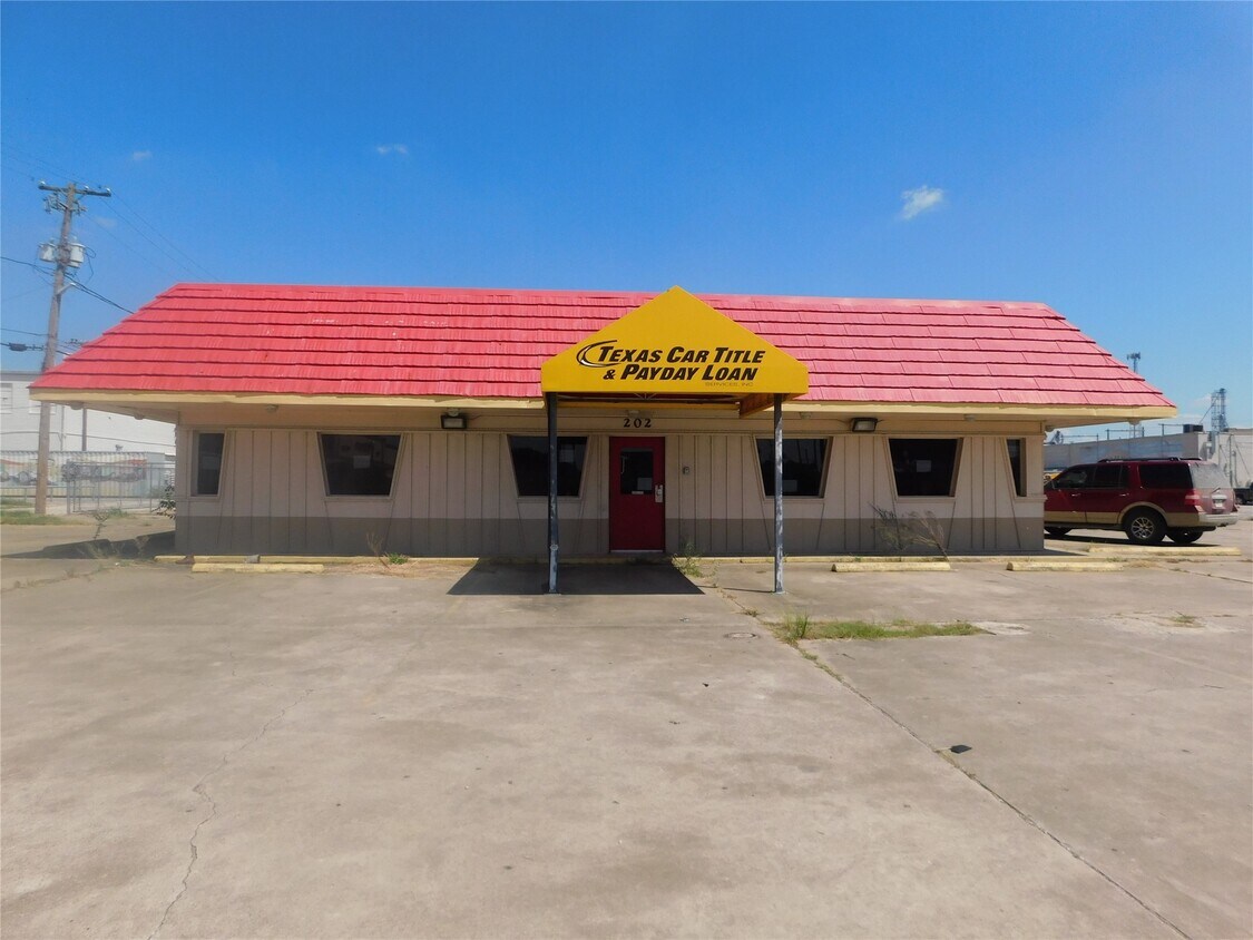 Foto principal - 202 N Mechanic St
