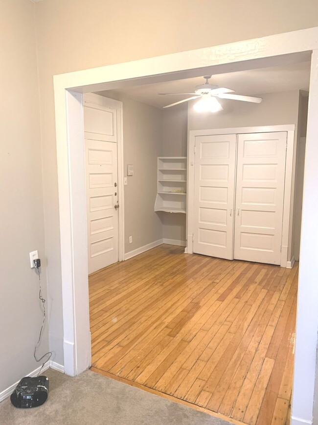 Foto del interior - 918-24 Knapp
