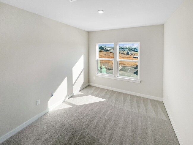 Foto del edificio - $200 OFF FIRST MONTH'S RENT! Luxury 2 Bedr...