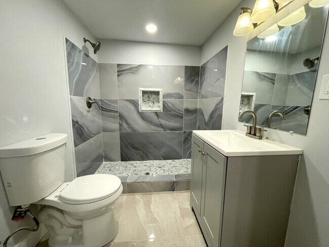 Foto del edificio - 1623 Dunbar St