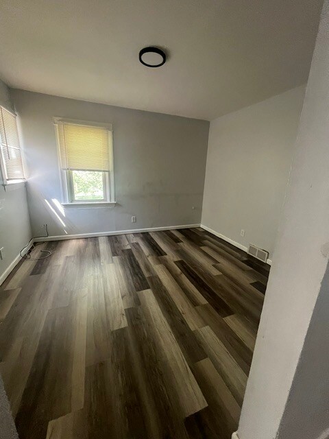 Foto del edificio - 2107 Lake Ave