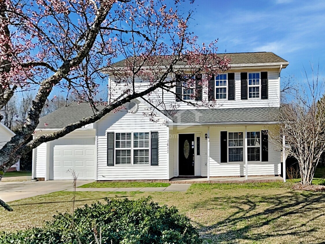 1617 Balfour Downs Circle House Rental in FuquayVarina, NC