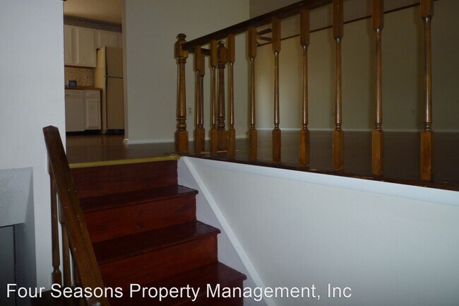 Building Photo - 3 br, 2.5 bath House - 7425 Dotts Court