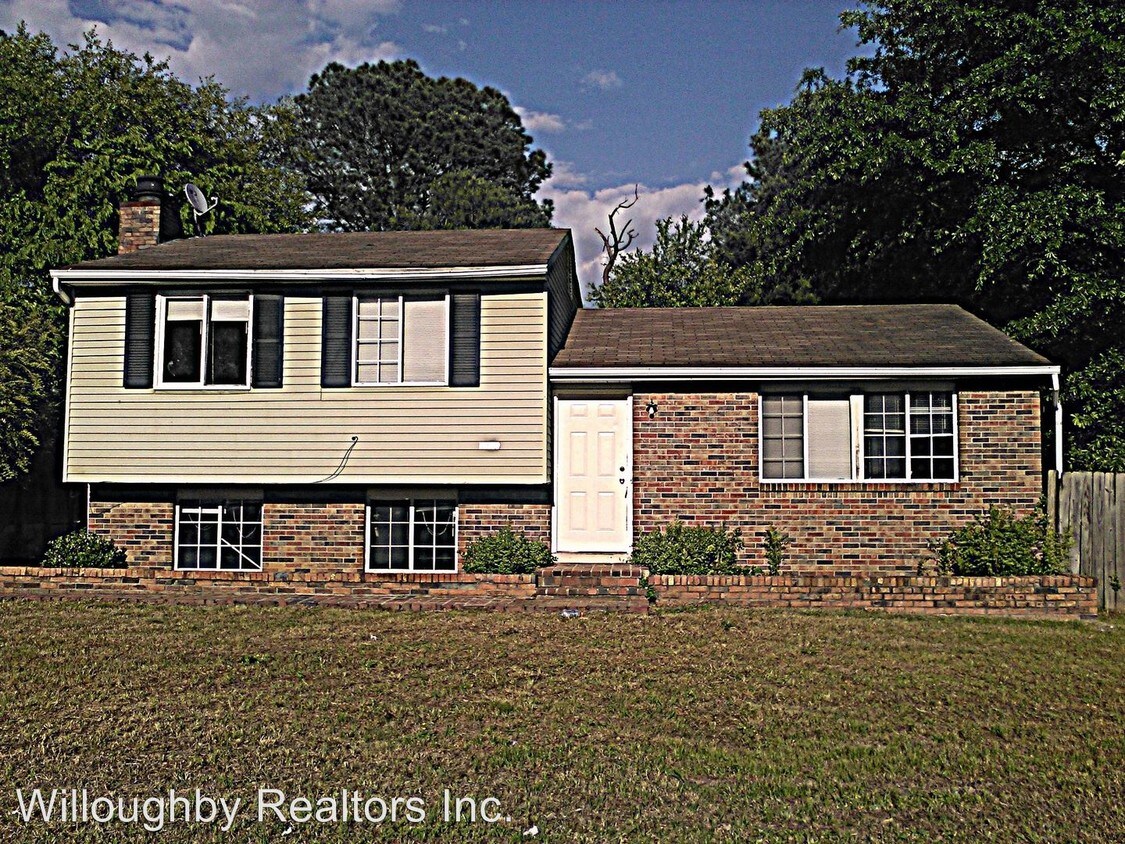 Primary Photo - 4310 Willow Park Cv