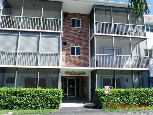 Building Photo - CASA BLANCA CONDO
