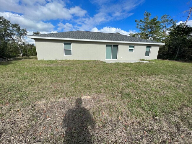 Foto del edificio - Available for move in November 26th!!! 3 B...