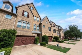Building Photo - 6474 Naples Dr