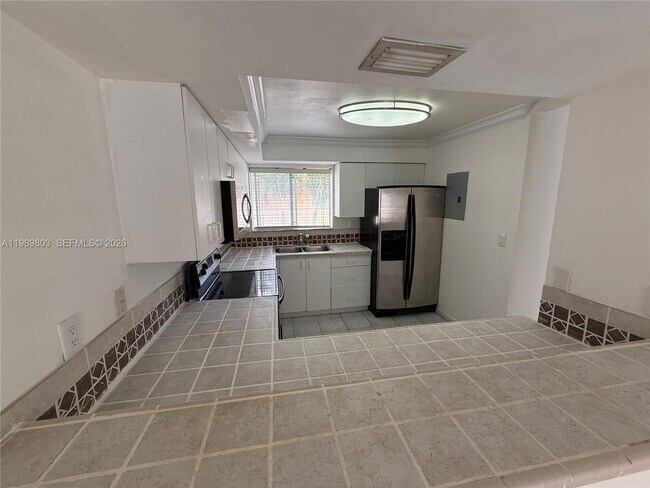 Foto del edificio - 14905 SW 80th St