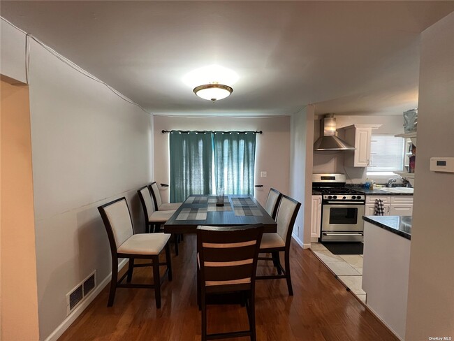 Foto del edificio - 37 Andover Ln