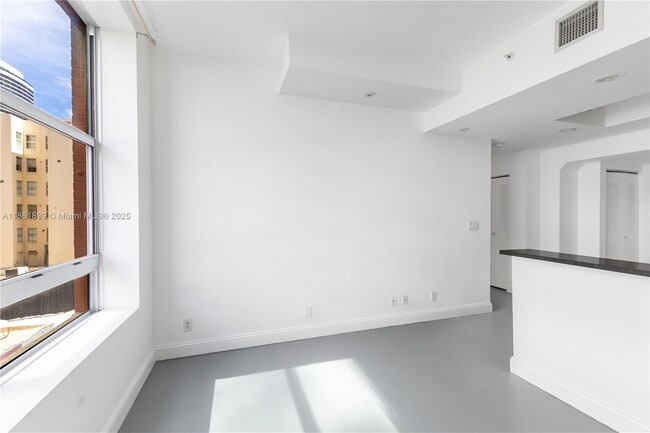 Building Photo - 111 E Flagler St