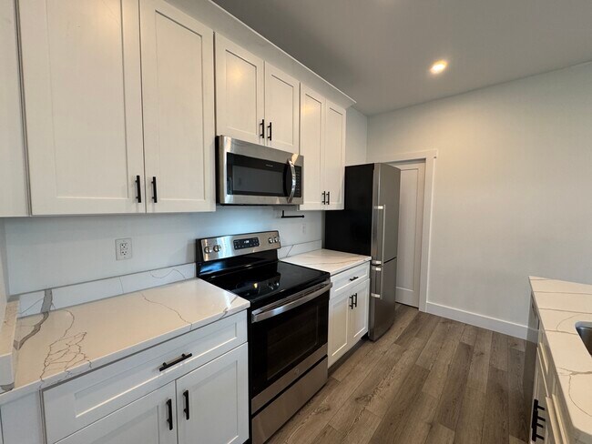 Foto del edificio - 1406 Fletcher Ave
