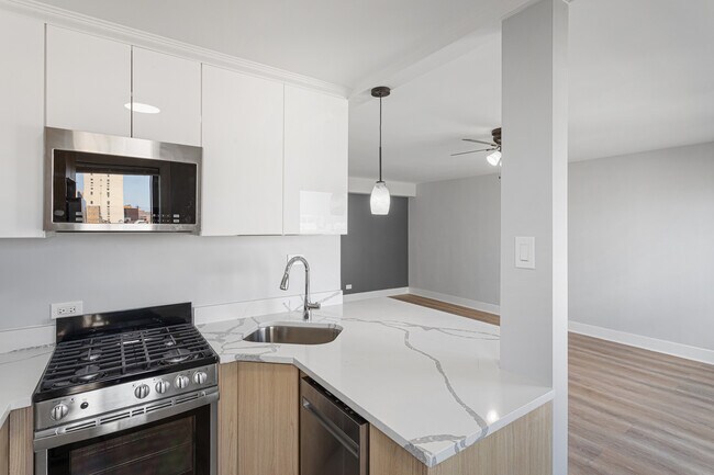Foto del edificio - 5858 N Sheridan Rd