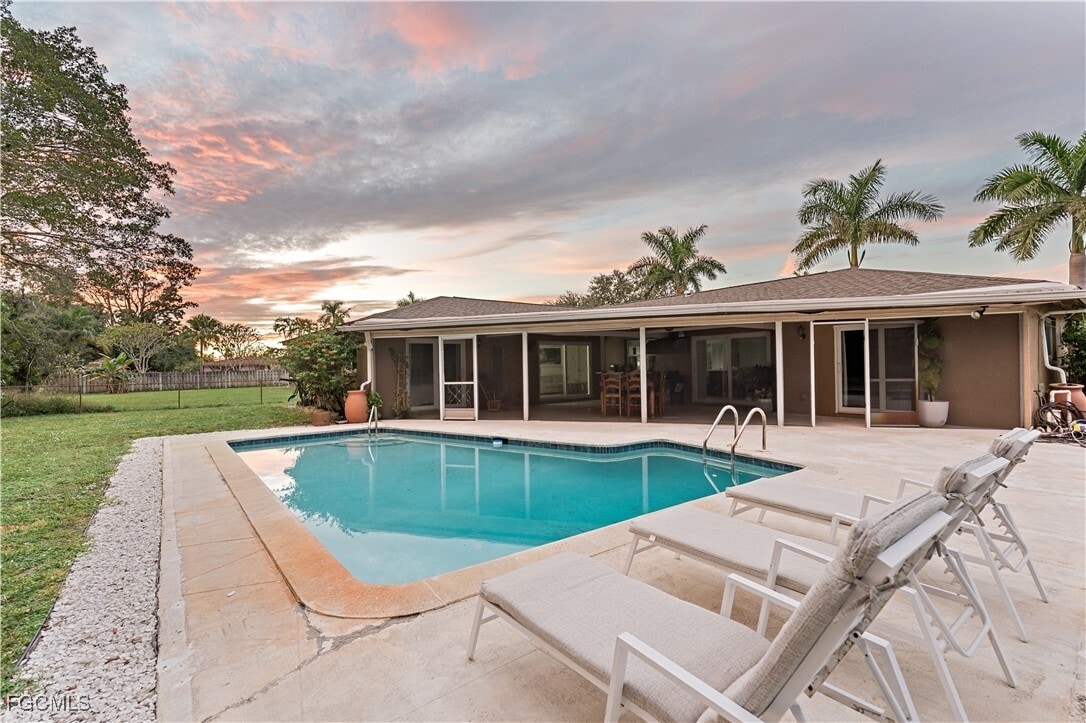 Primary Photo - 2412 La Salle Ave