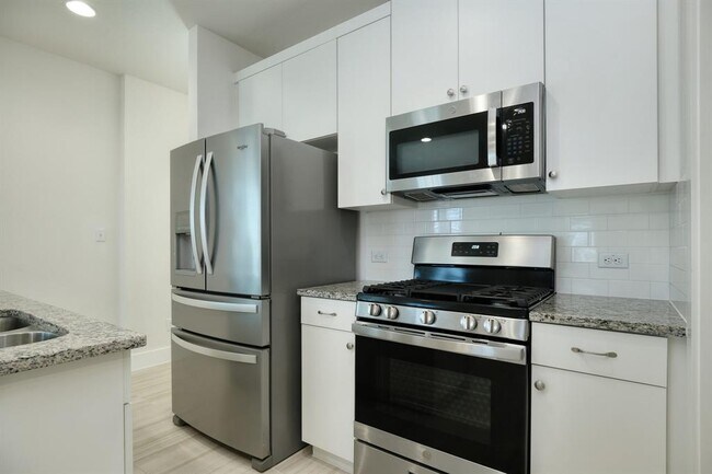 Building Photo - 303 Alamar Knot Way