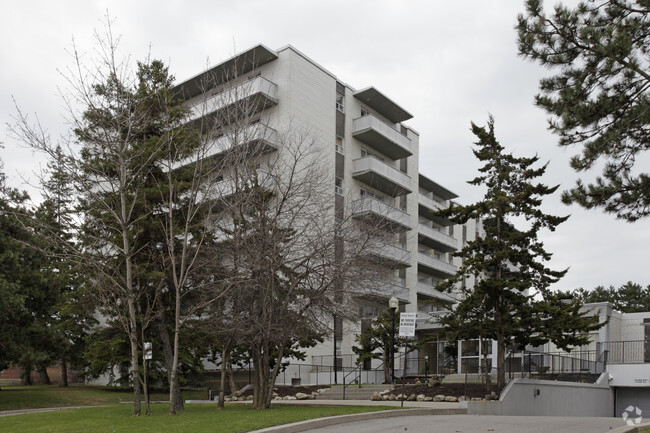 Building Photo - 707-711 Finch Ave W