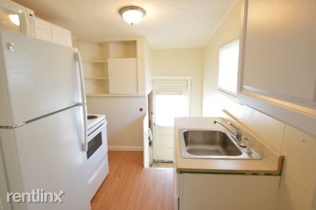 Building Photo - 1 br, 1 bath - 854 Maplewood Ave Unit 1
