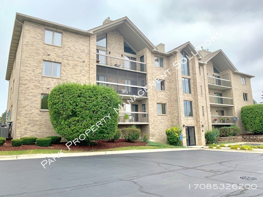 Primary Photo - Orland Park - 2 Bedroom Condo