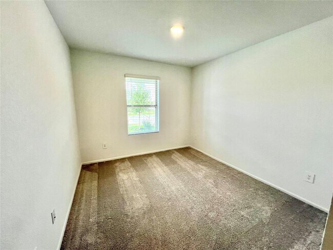 Building Photo - 24103 Becker Hollow Ln