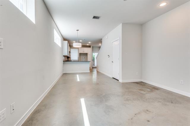 Foto del edificio - 1155 Crownview Ln
