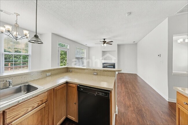 Foto del edificio - 14842 Jerpoint Abby Dr