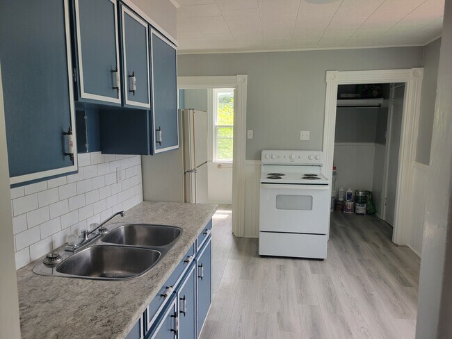 Photo du bâtiment - Duplex Beside the downtown in New Glasgow