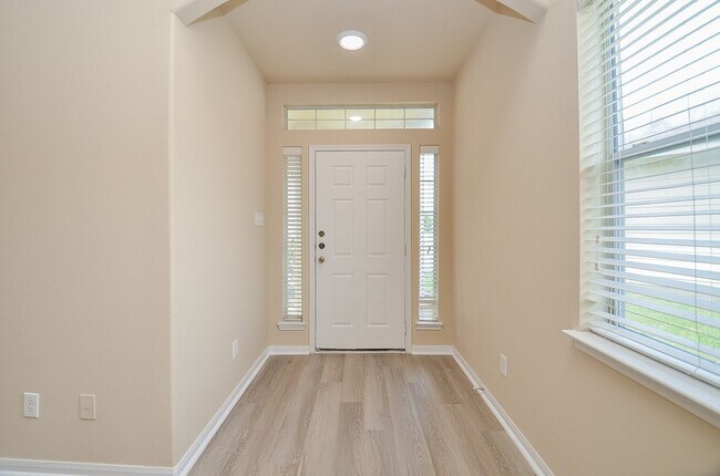 Foto del edificio - 4127 Chablis Ridge Ct