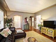 Building Photo - 1604 Burnett Way