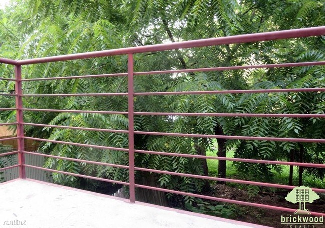 Foto del edificio - 268 Throop Ave