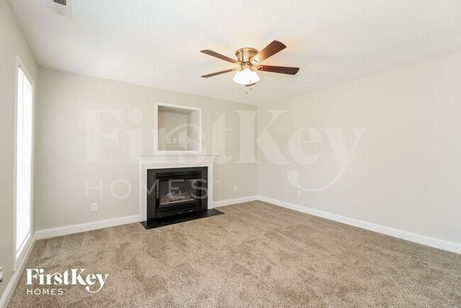 Foto del edificio - 4810 Manteo Ln
