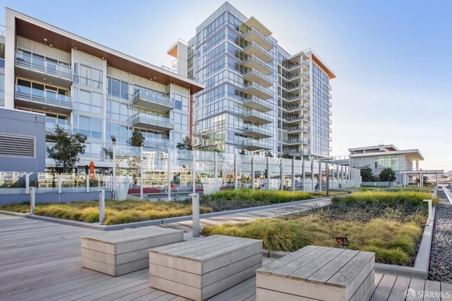 Foto del edificio - 708 Long Bridge St