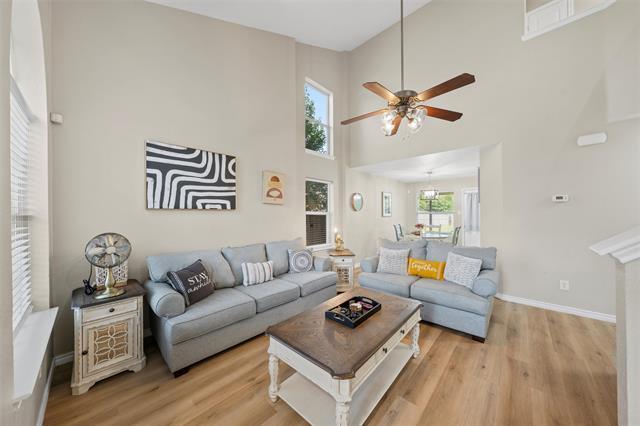 Foto principal - 10149 China Creek Dr