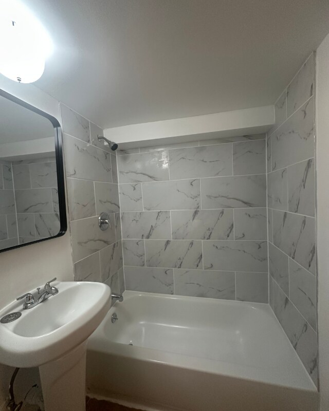 Foto principal - 11727 Veirs Mill Rd