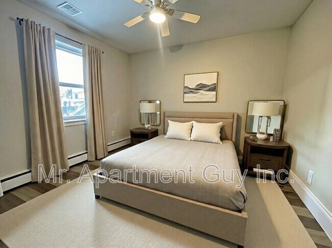 Photo du bâtiment - 1454 Barton St E