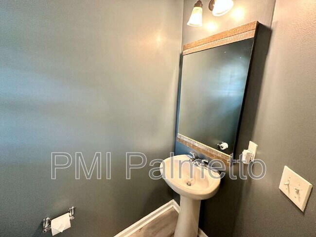 Foto del edificio - 2248 Trakand Dr