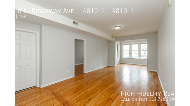 Foto del edificio - 4810 N Ridgeway Ave