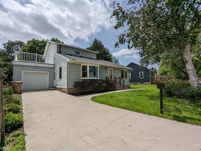 Building Photo - 3 br, 2 bath House - 3841 Ridgeway Avenue