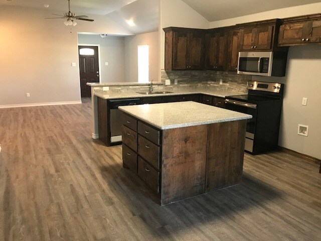 Foto del edificio - 2503 26th St